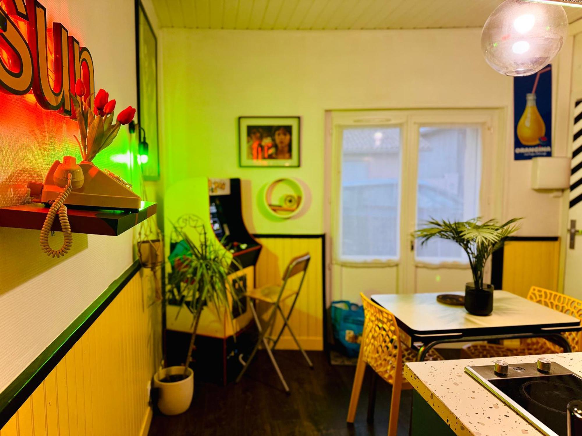 Le Cap 80 , La Suite Des Nostalgiques Chez Ivona Vacances Гюжан-Местрас Экстерьер фото